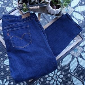 Levi's Bold Curvy Skinny Jeans - Size 20w
